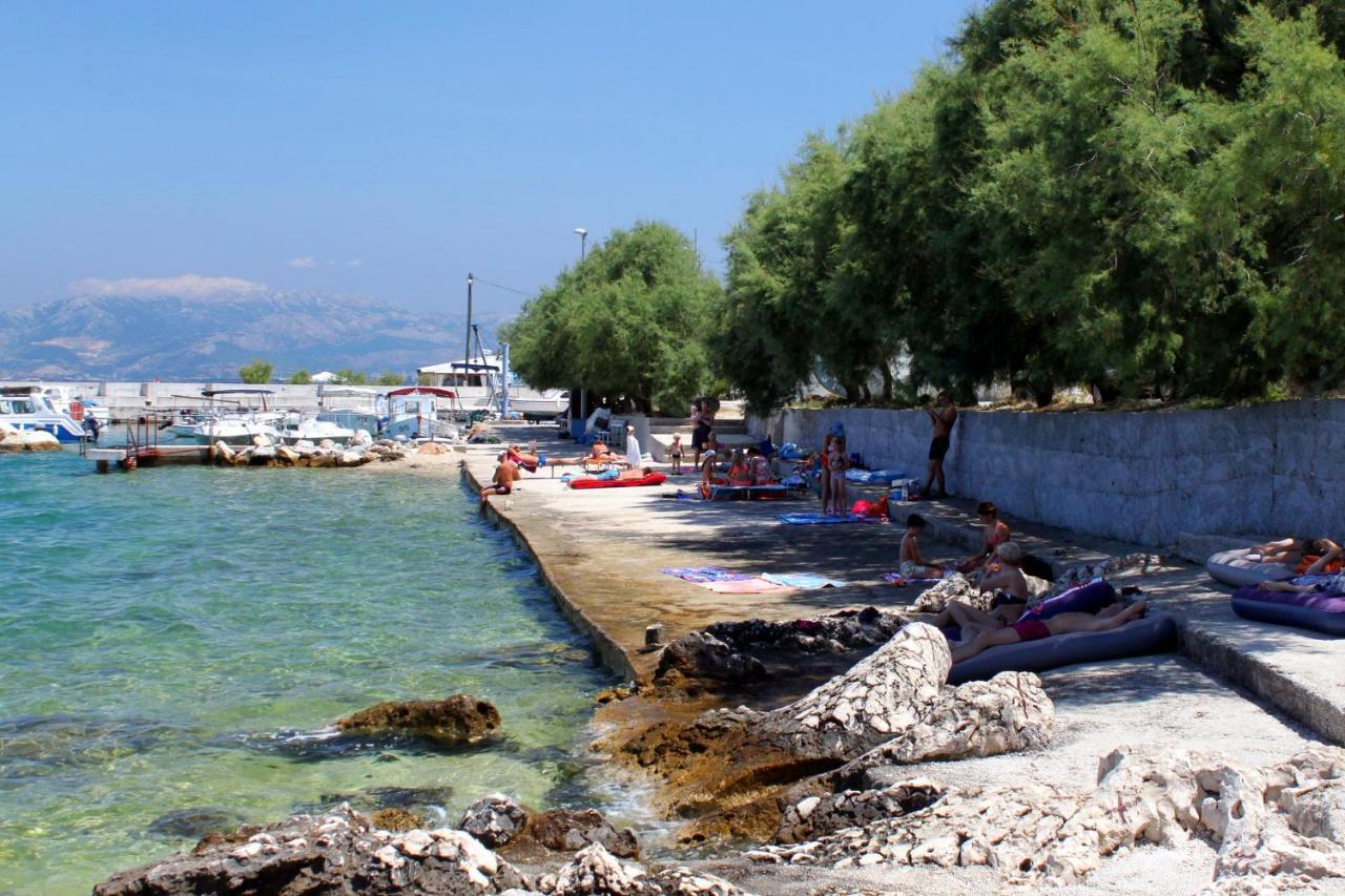 Apartments By The Sea Arbanija, Ciovo - 4320 Трогир Экстерьер фото